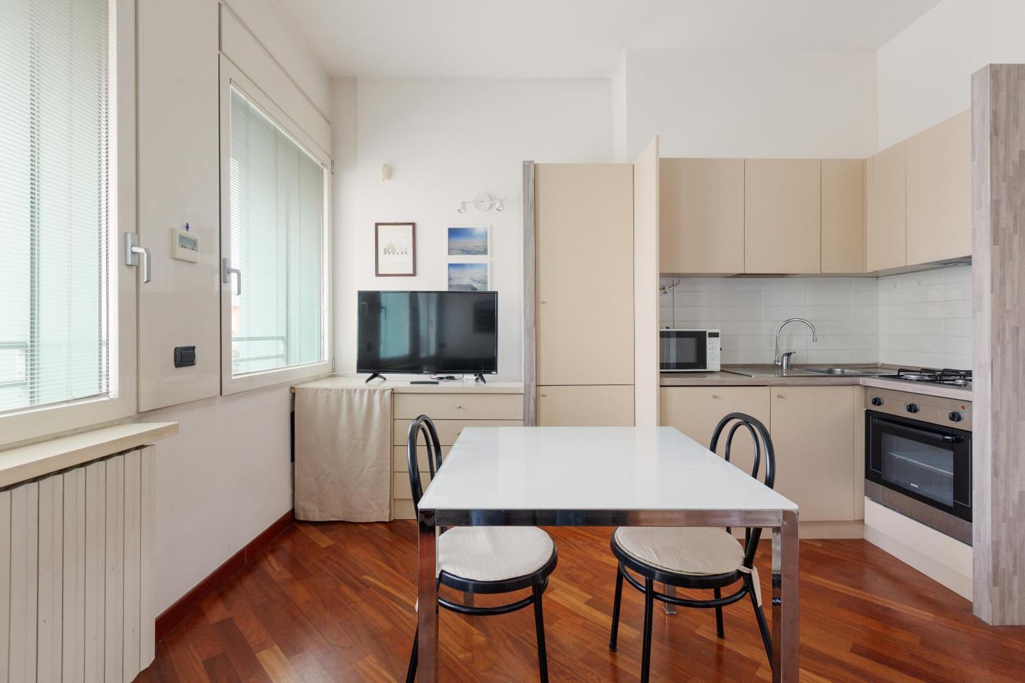 Bright & Comfy Apartment With Parking Milano Dış mekan fotoğraf