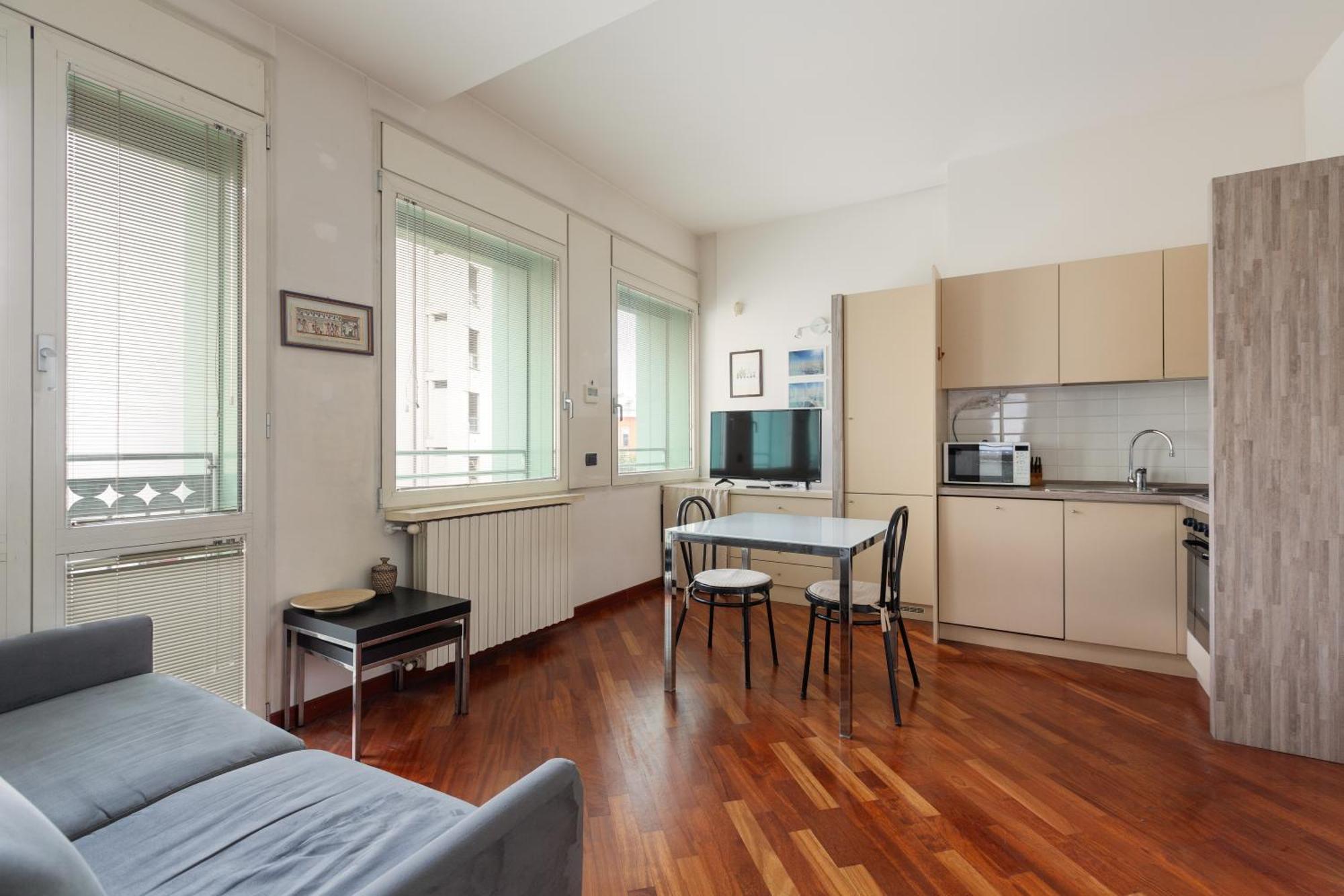 Bright & Comfy Apartment With Parking Milano Dış mekan fotoğraf