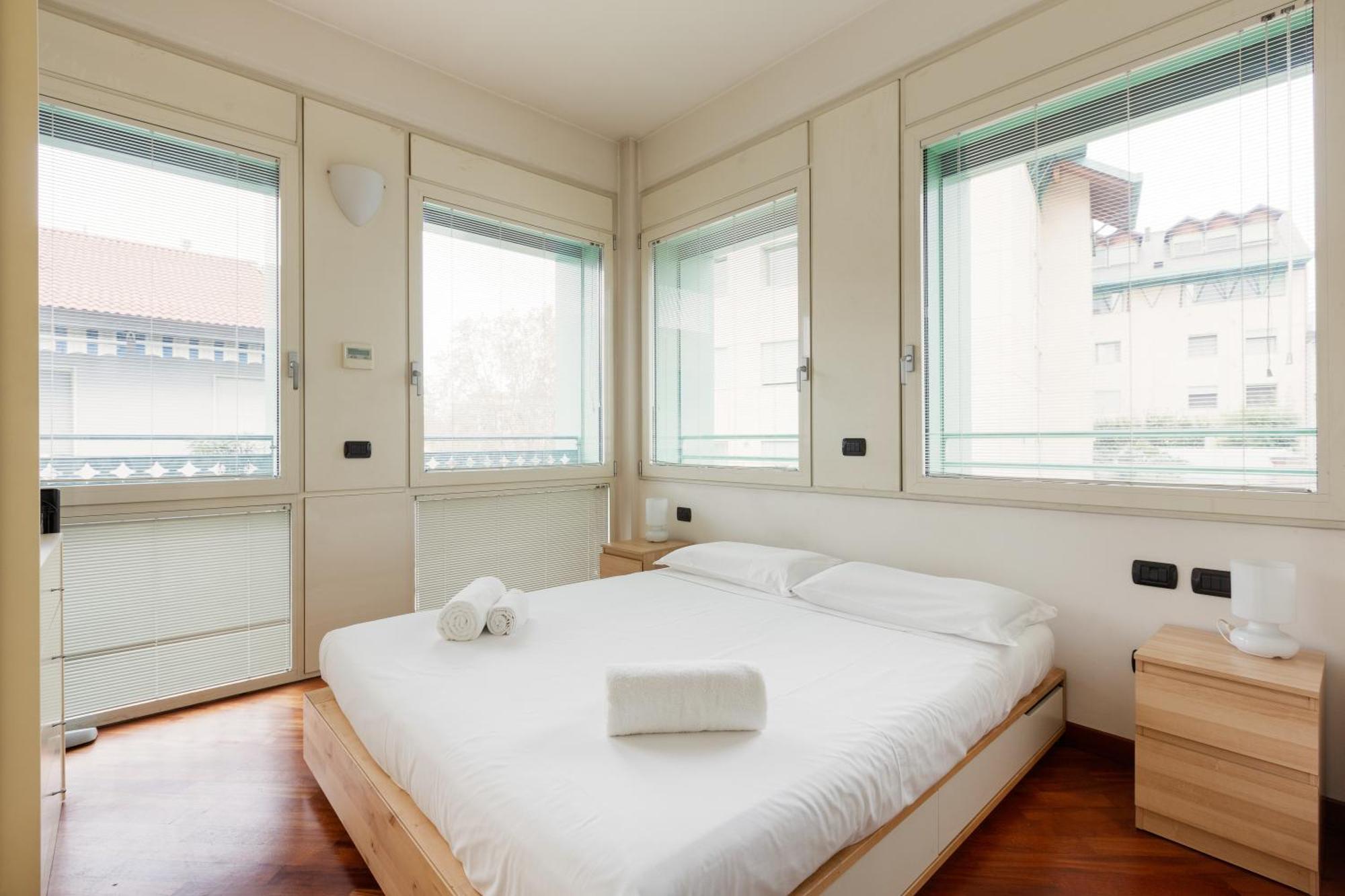 Bright & Comfy Apartment With Parking Milano Dış mekan fotoğraf